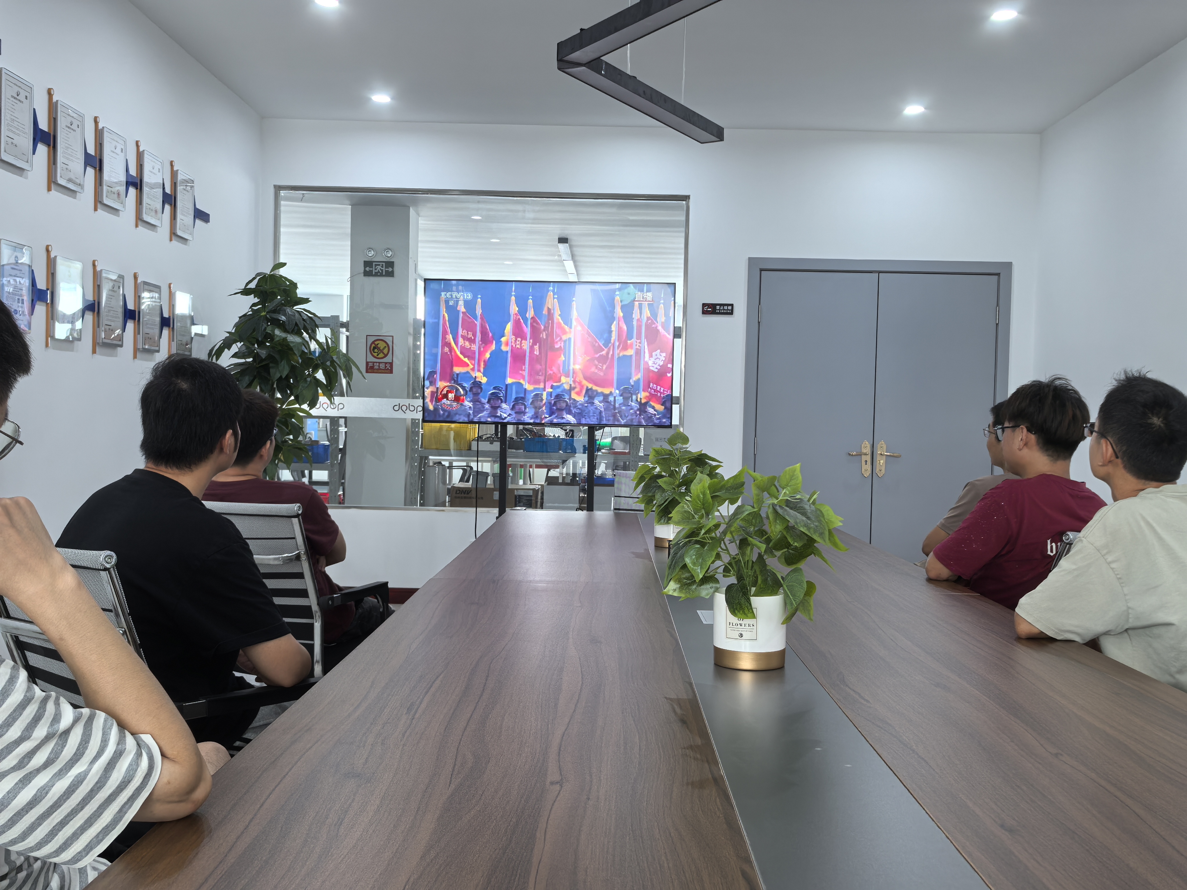 铭记烽火岁月 复兴华夏荣光